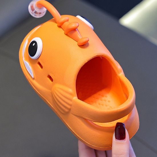 LED 물고기 캐릭터 슬리퍼 미끄럼방지 비치 샌들 신발