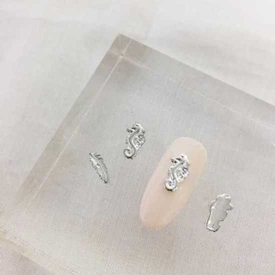 Woman bonita nail parts 큐빅메탈 해마 1개 2color