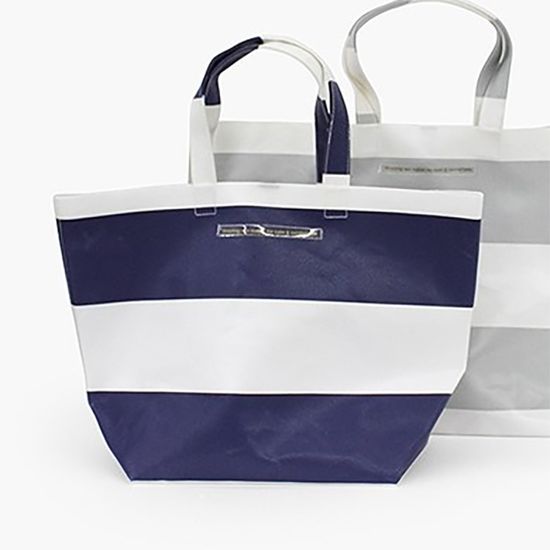 오르네 스트라이프 보더 숄더백 PEVA 방수백