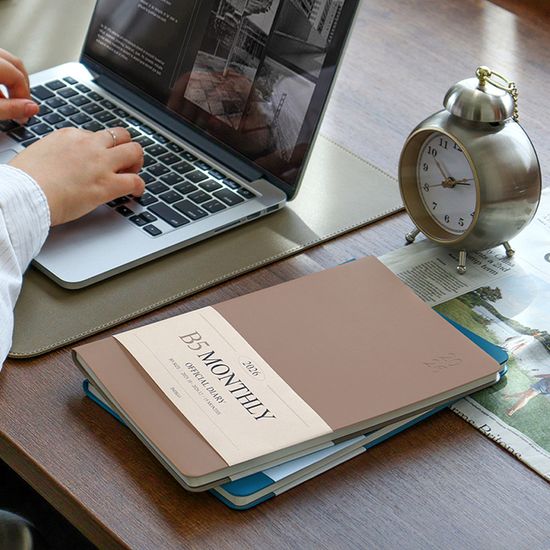 2026 오피셜 B5 먼슬리 다이어리 (날짜형 월간)