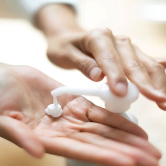 에이올 용암해수 천연 비건 무실리콘 바디로션 650mL