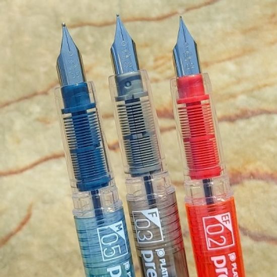 플래티넘 프레피 만년필 0.2mm EF촉+카트리지(2본입)