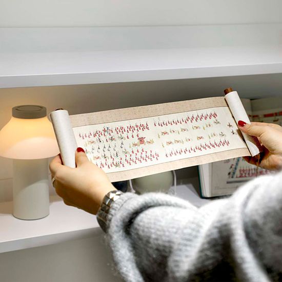 [의궤 전시]미니 두루마리(화성원행차도)