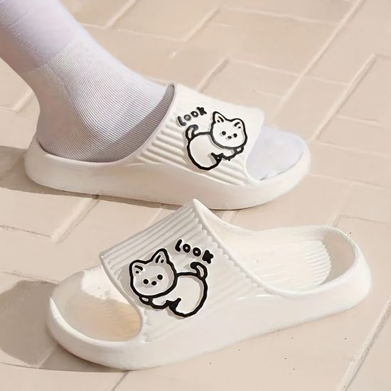여성용 고양이 캐릭터와 레터링 슬리퍼 신발
