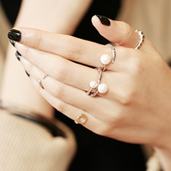 Tornado two point Pearl silver ring