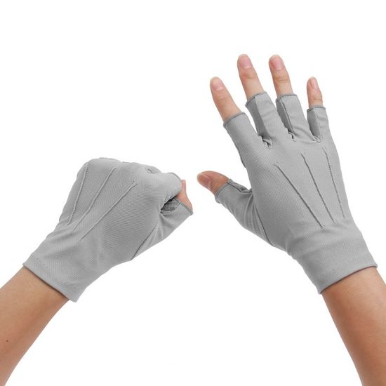 심플 여성 스포츠 반장갑 운전장갑 자외선차단