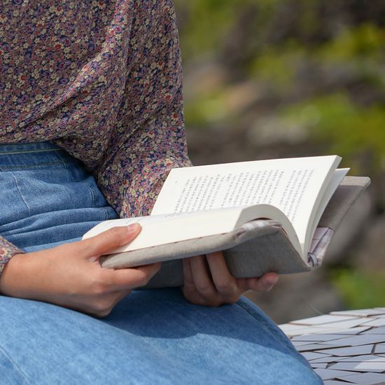 폭닥폭닥 책 읽기 편한 [남다른 북커버] 이니셜 자수