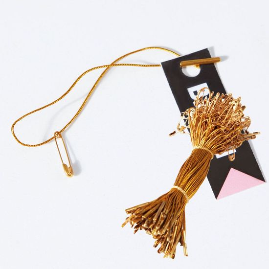 [와인앤쿡]의류 라벨끈 옷핀(골드끈 골드핀) 100개입