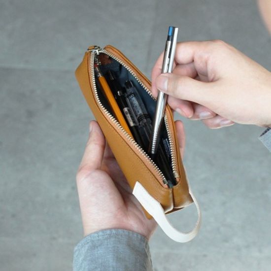Zippered Pencil Case (가죽)탄