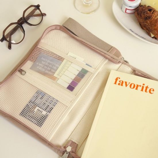 레브 스트랩 북파우치