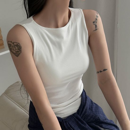 쫀쫀 부유방 커버 캡내장 베이직 라운드 나시