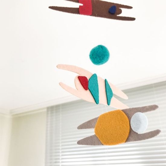 스위밍 풀 모빌