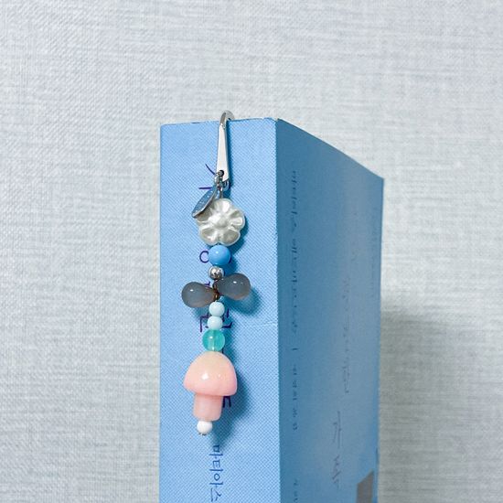   [선물 포장] pink mushroom bookmark