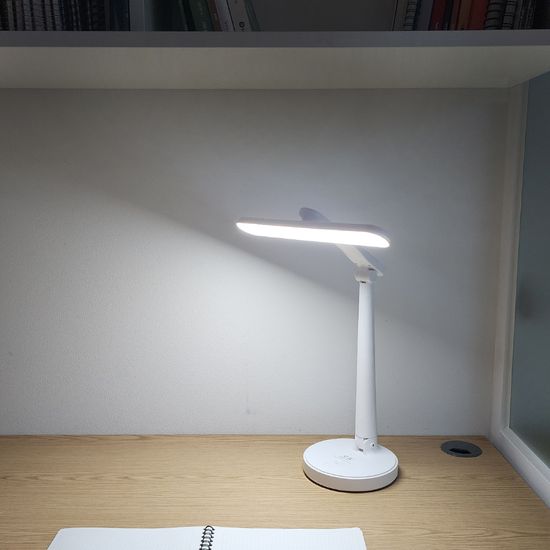 노바 학습용 공부 스탠드 책상 조명 데스크 스탠드