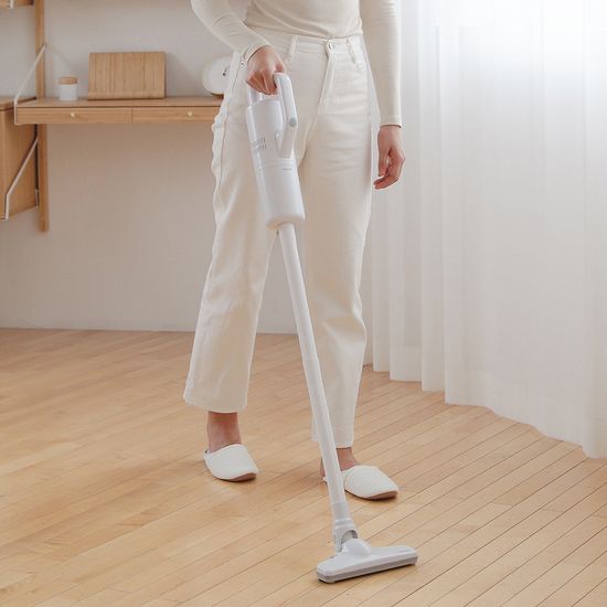 라쿠진 원룸 무선 진공청소기