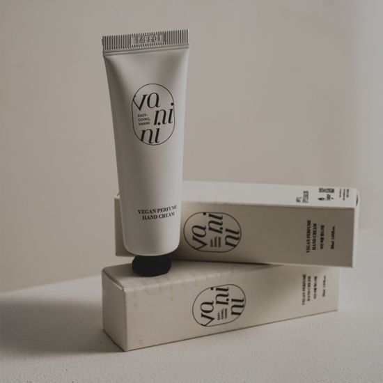바니니 영양 보습 끈적임 없는 촉촉한 핸드크림 30ml