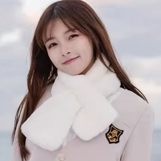 쁘띠 퍼 여자 겨울 머플러 숏