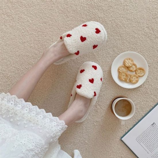 하트 뽀글이 퍼 슬리퍼 털실내화