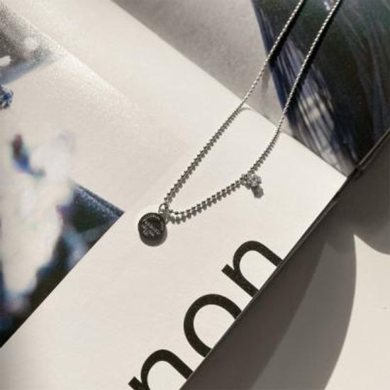 써지컬 리틀큐빅 코인 실버 목걸이