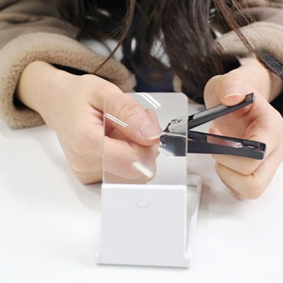 목걸이 휴대용 돋보기 비구면렌즈 노안 LED 확대경