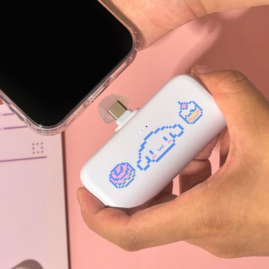 산리오캐릭터즈 PD 20W 고속충전 도킹형 보조배터리 