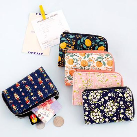 패턴 짚업 코인 케이스