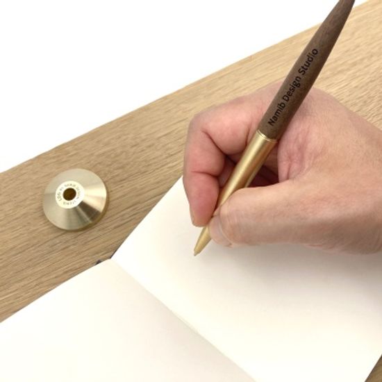 LOG DP-201 Walnut+Brass Ball Pen with Brass Stand