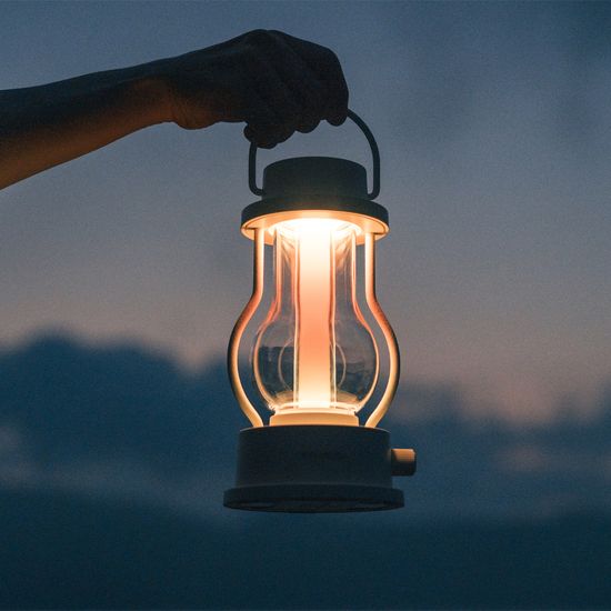 [공식수입원] 발뮤다 더 랜턴 L02B