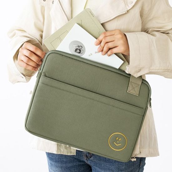 모모씨 버클 랩톱 백 (13 inch)