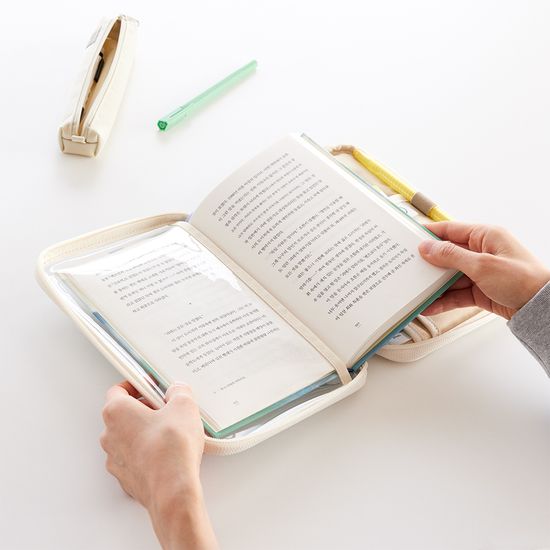 모모씨 윈도우 북 파우치 - M