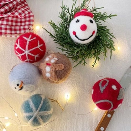 Felt Ball Ornament 펠트볼오너먼트
