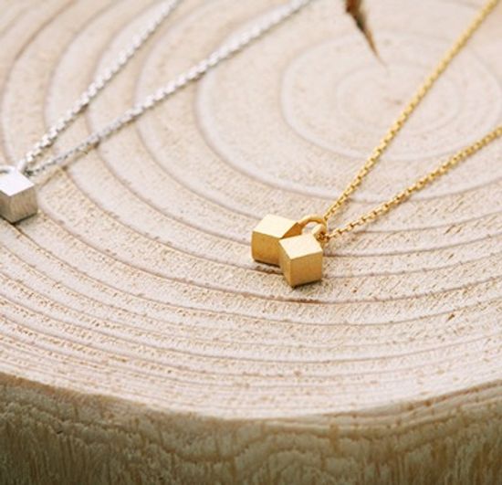YL-Double cube necklace