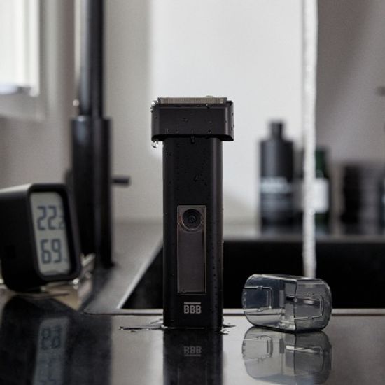 [트리플블랙] 99.9% 살균스테이션 탑재 전기면도기 X9