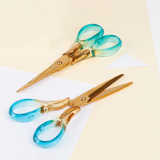 가위_데이라이트