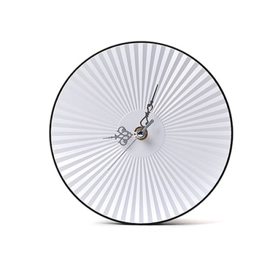 허브엔 공기탈취기 겸용 벽시계 (휘산기)