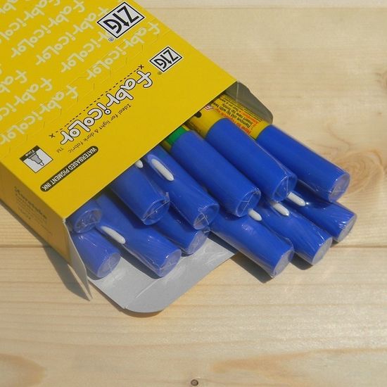 쿠레타케 지그 옷그림 패브릭마카 1다스(12자루) F131