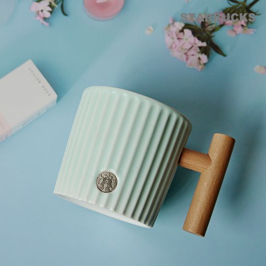 스타벅스 스트라이프 머그컵