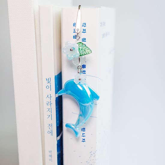 돌고래의 여름 책갈피 금속 북마크