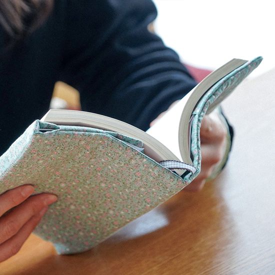 폭닥폭닥 꽃향기 가득한 [남다른 북커버]