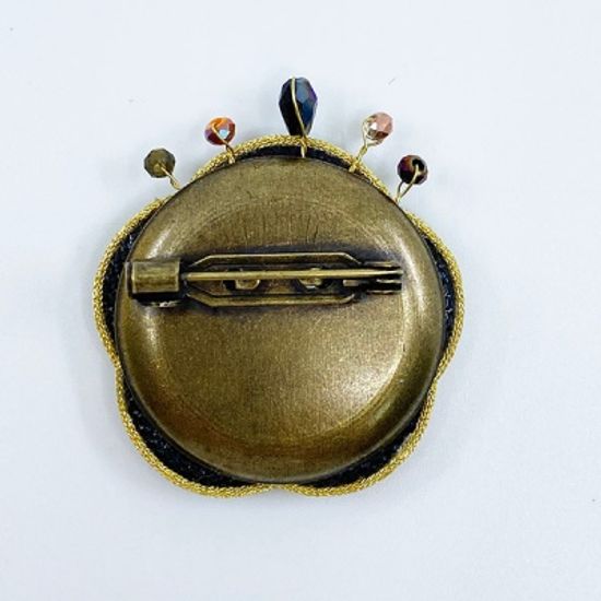 작은 꽃의날 브로치