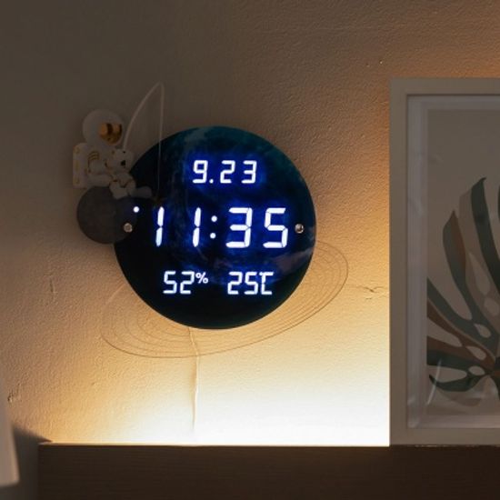 플라이토 유니버스 인테리어 LED 벽시계 33cm
