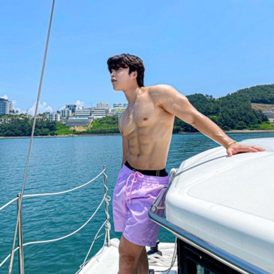온도에따라 색이 변하는 남자 수영복 바지 비치웨어