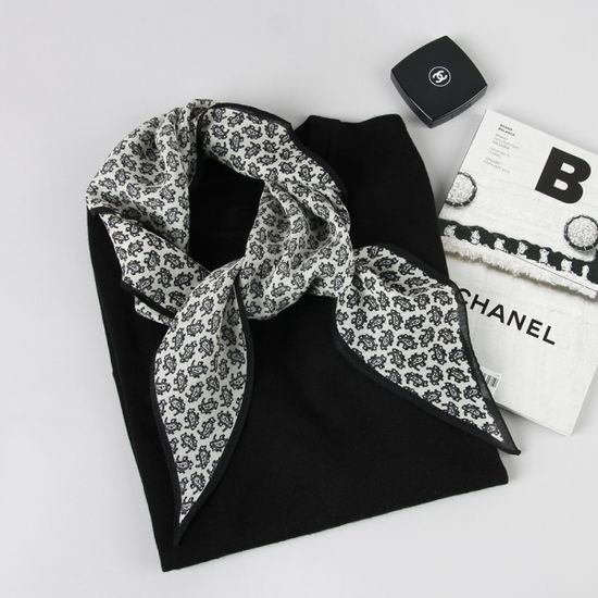 [베네]울실크 페이즐리 마름모 스카프