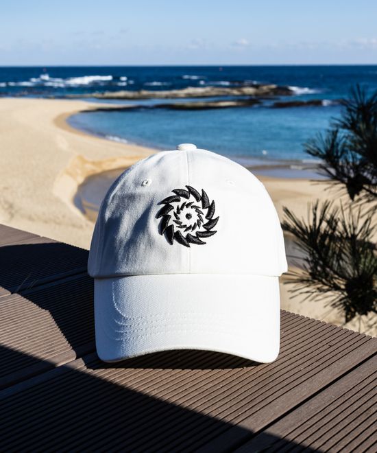 HURRICANE EYE 허리케인아이 볼캡 - 화이트 