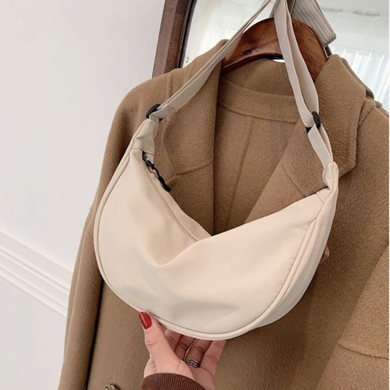 여자 스트릿 패션 반달 크로스백 가방(WA8FD9C)