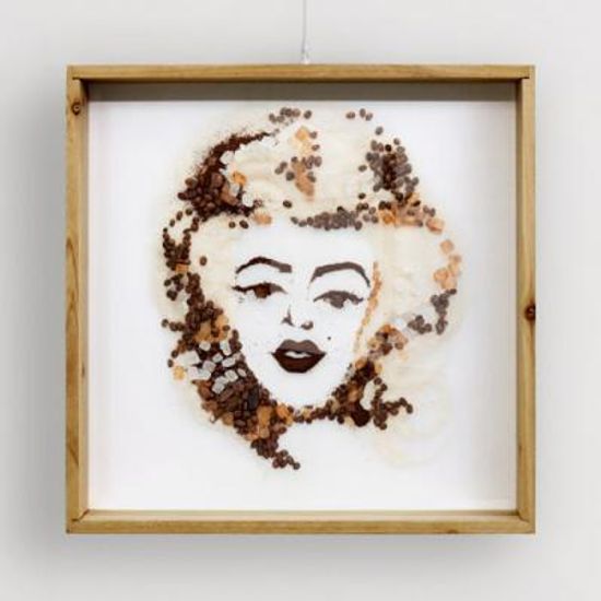 pf542-우드프레임액자_원두로만든마릴린먼로