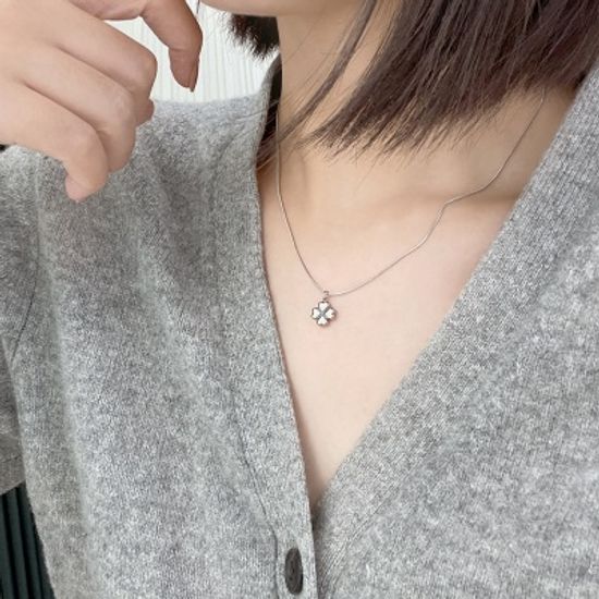 [선물포장/써지컬스틸] 행운의 하트 클로버 이니셜 목