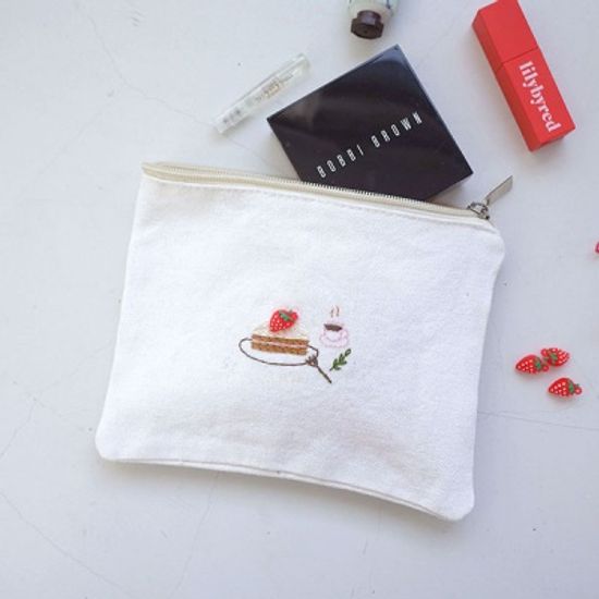귀여운 딸기케이크 자수 파우치 DIY KIT