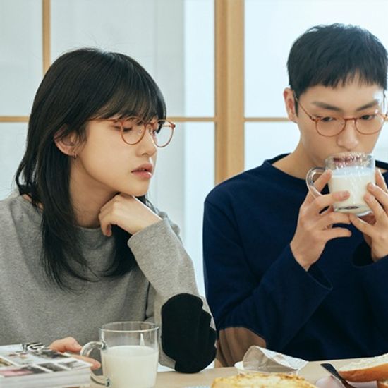 올라 6.1 초경량 안경테(라운드)