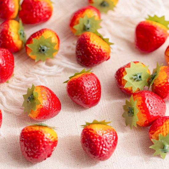 스티로폼 딸기 모형 20개(2.5cm)